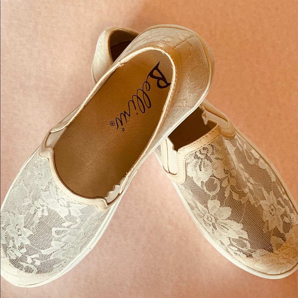 Feminine Bellini Lace Off-White Shoe   7